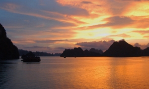 HALONG 1 DAY TRIP